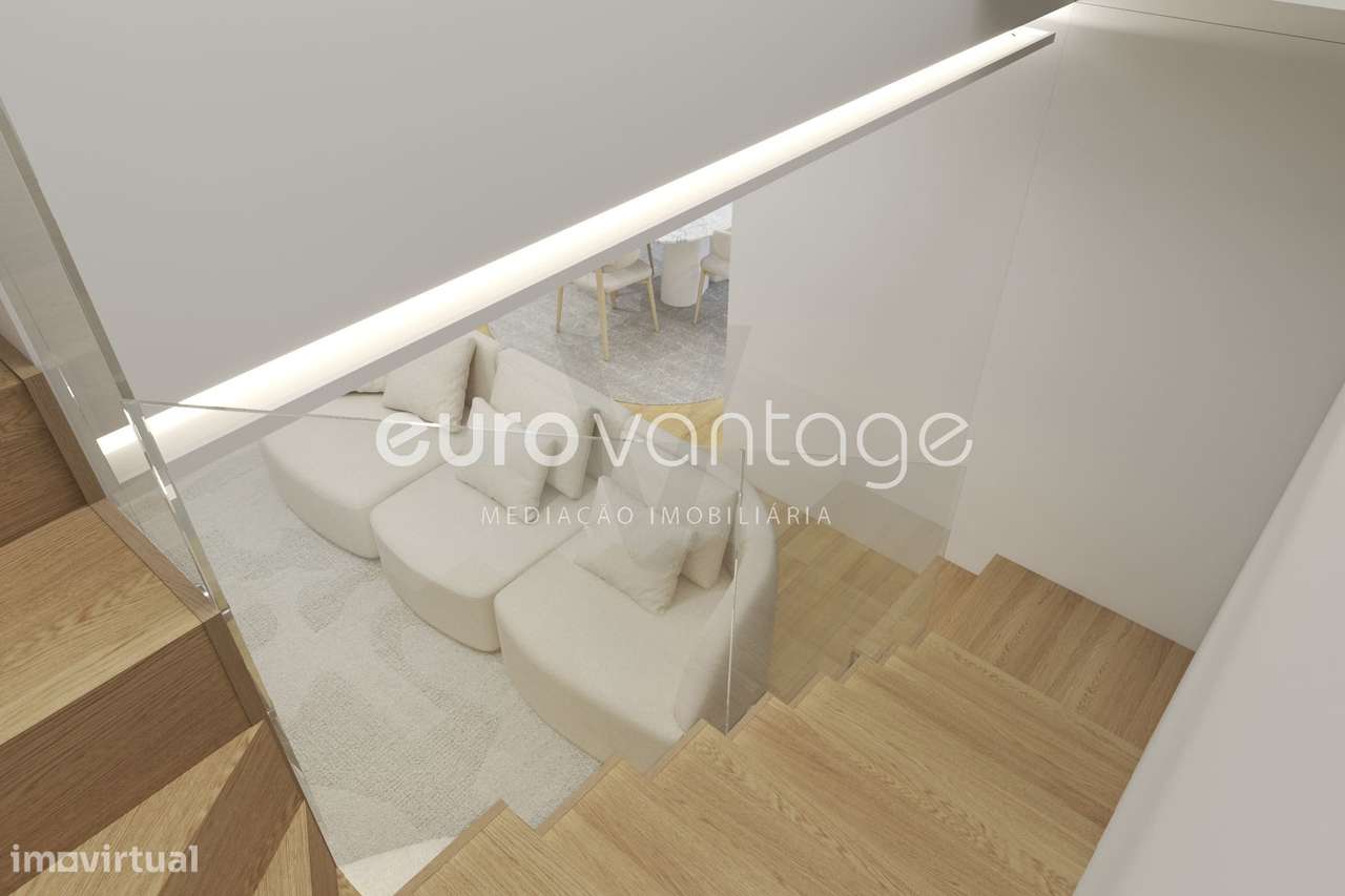 T1+2 no Último Piso com Terraço em Parceiros, Leiria-14