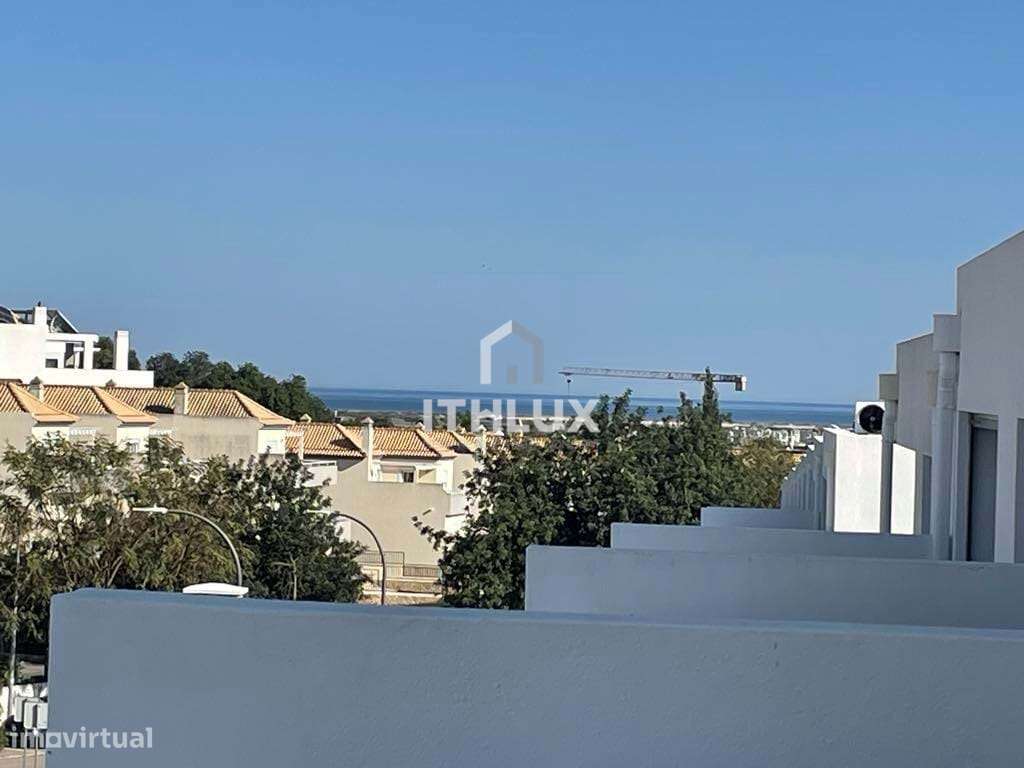 Excepcional Moradia Contemporânea 3+2, em Tavira - Grande imagem: 3/35