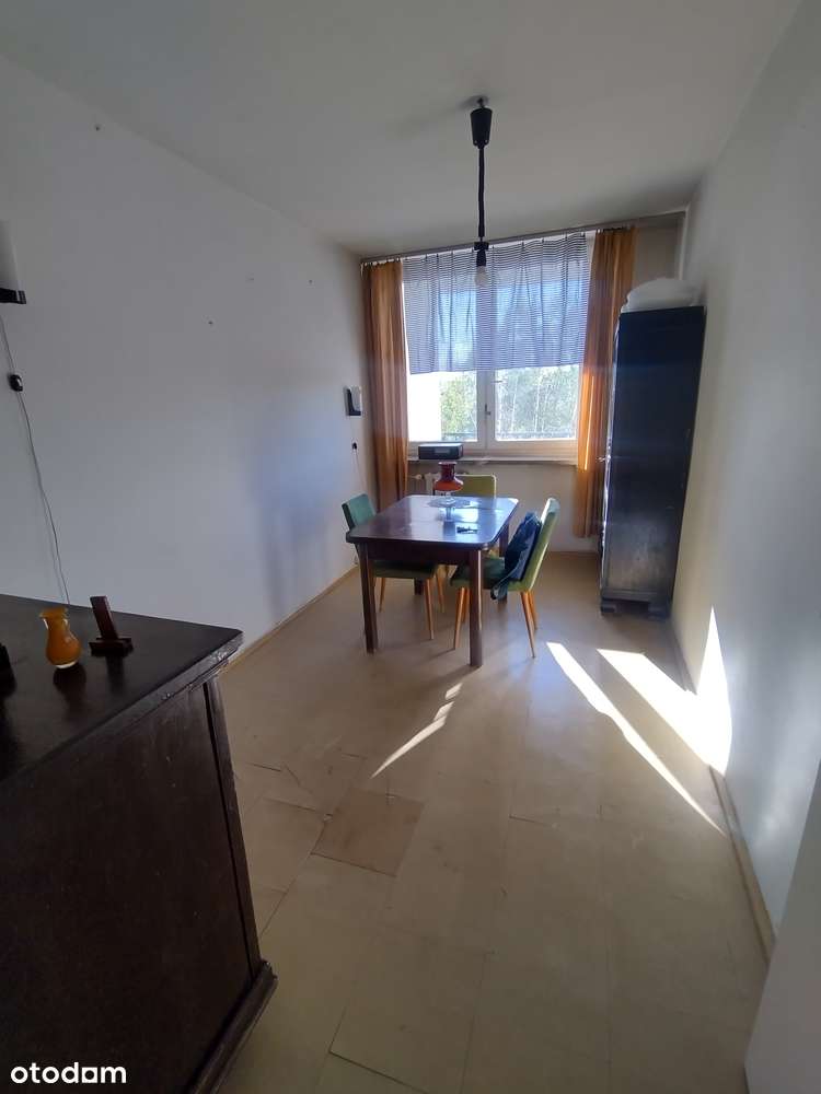 3 rozkładowe pokoje z balkonem przy ul. Julianowskiej-3