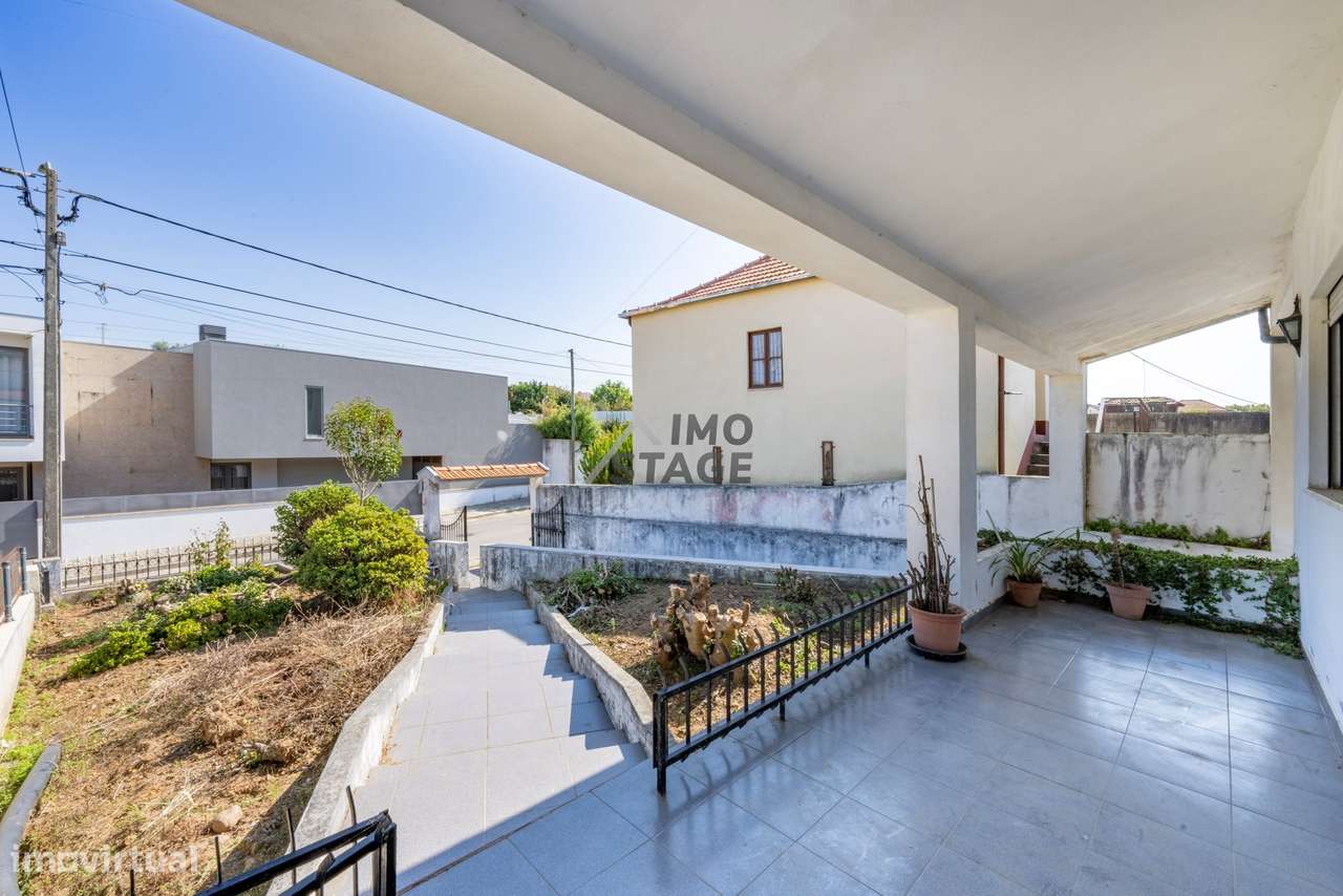 Moradia Térrea com Terreno 1.200m2 Excelente Oportunidade em Espinho-3
