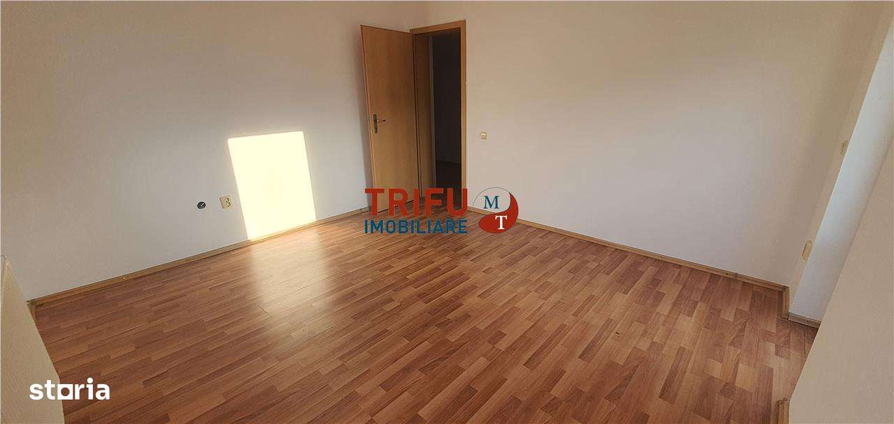 Apartament 3 camere de inchiriat  Cetate etaj 2 - Imagine principală: 5/6
