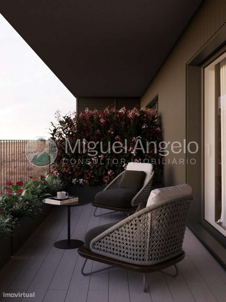 T2 moderno com terraço privativo e ótima exposição solar - Grande imagem: 4/13