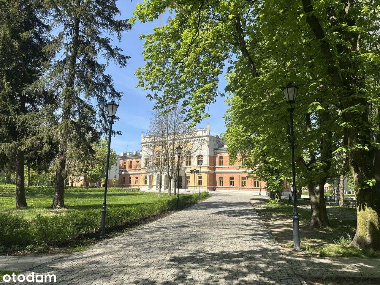 Unikatowa nieruchomość-14