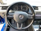 Skoda Octavia 2.0 TDI DSG Style - 37