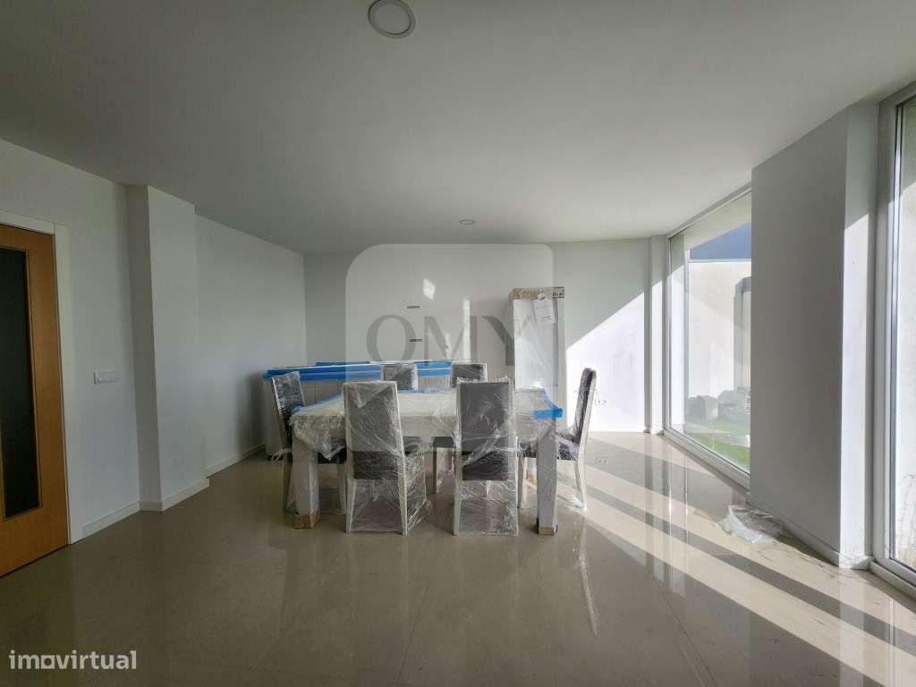 Andar de Moradia T5 com Terraço e Quintal no Centro de Vila Real - Grande imagem: 5/30