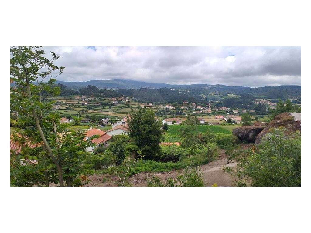 Lote de terreno com projeto aprovado em Padornelo - Grande imagem: 4/4