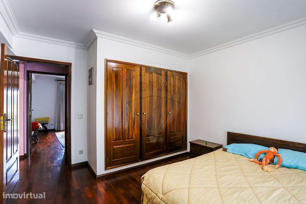 Moradia T4 para venda-28