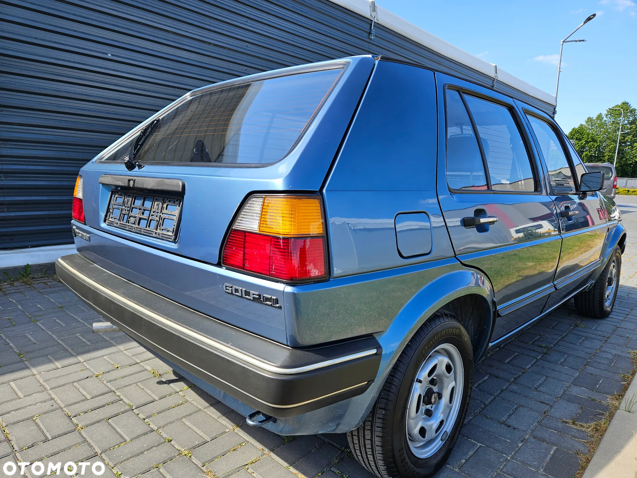 Volkswagen Golf - 28