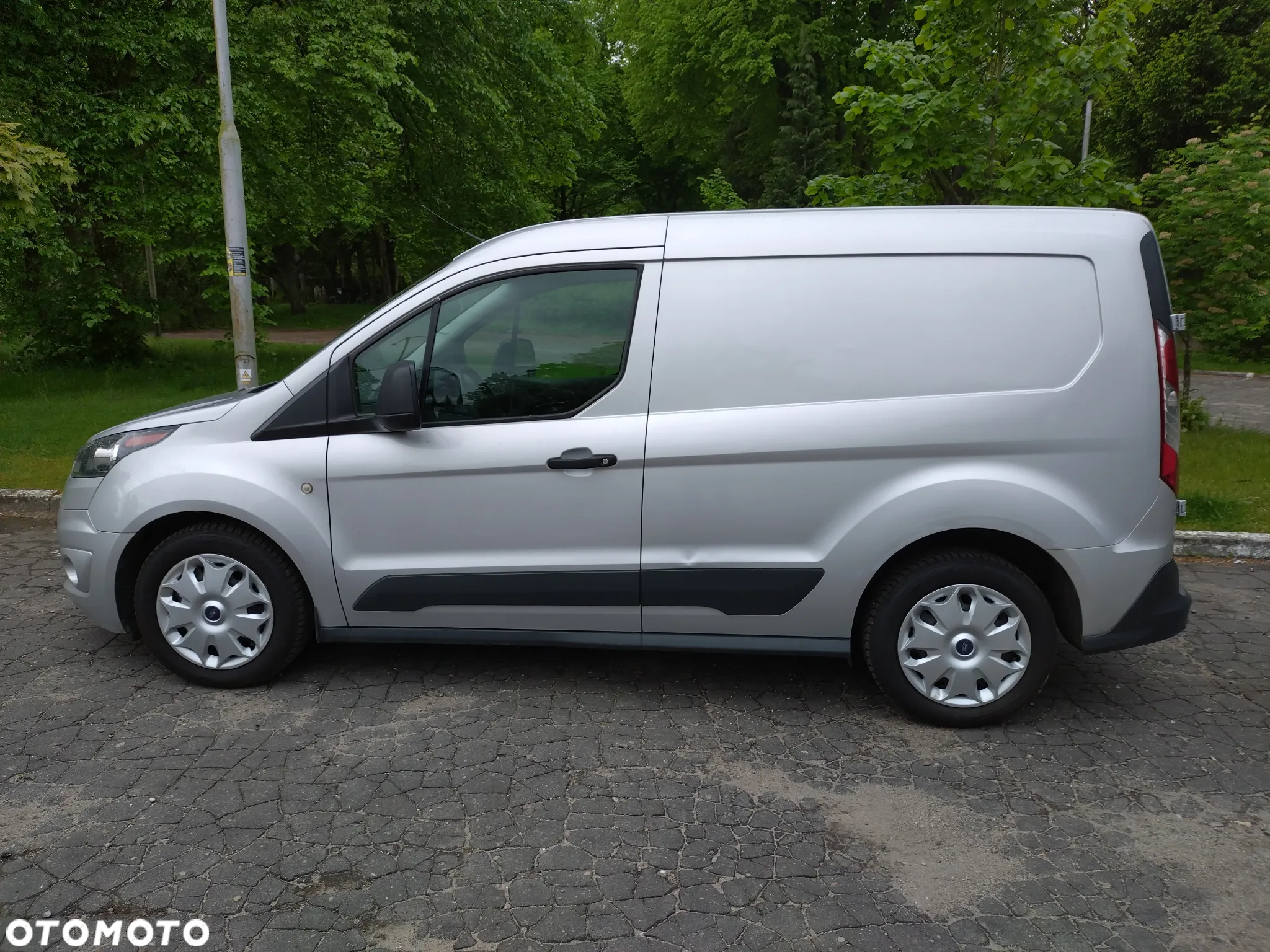 Ford Transit Connect - 4