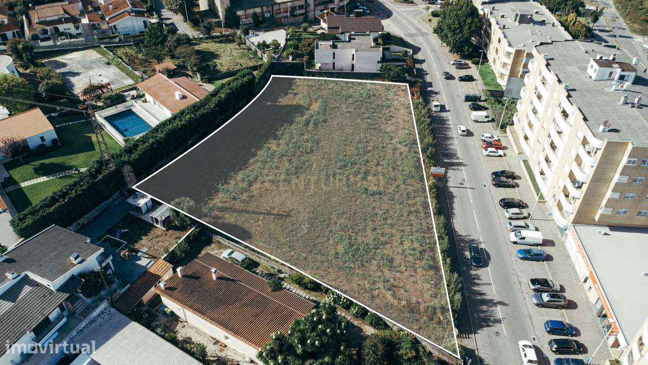 Terreno com viabilidade construtiva 3600 m2 - entre 35 a 40 habitações - Grande imagem: 3/7