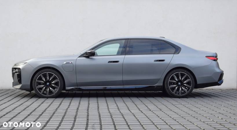 BMW Seria 7 - 22