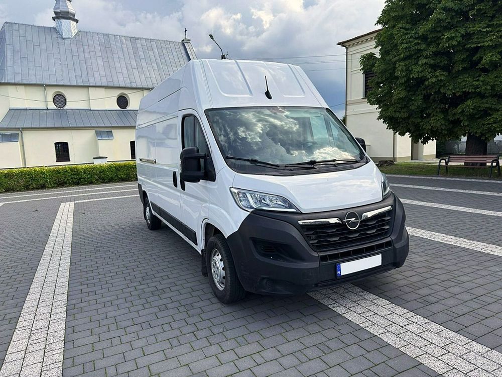 Opel Movano 2023