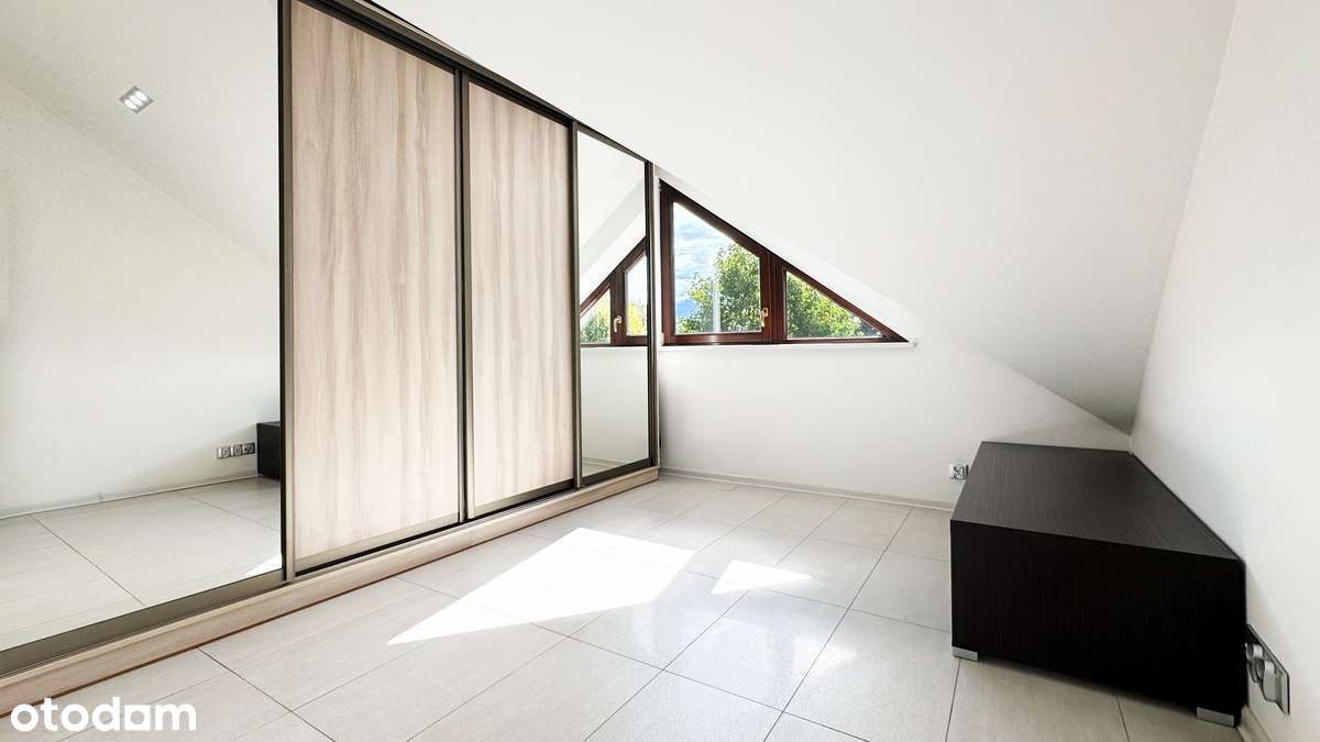 TOP Lokalizacja - 3 pokoje - Całkowicie Bezczynszowe Mieszkanie-10