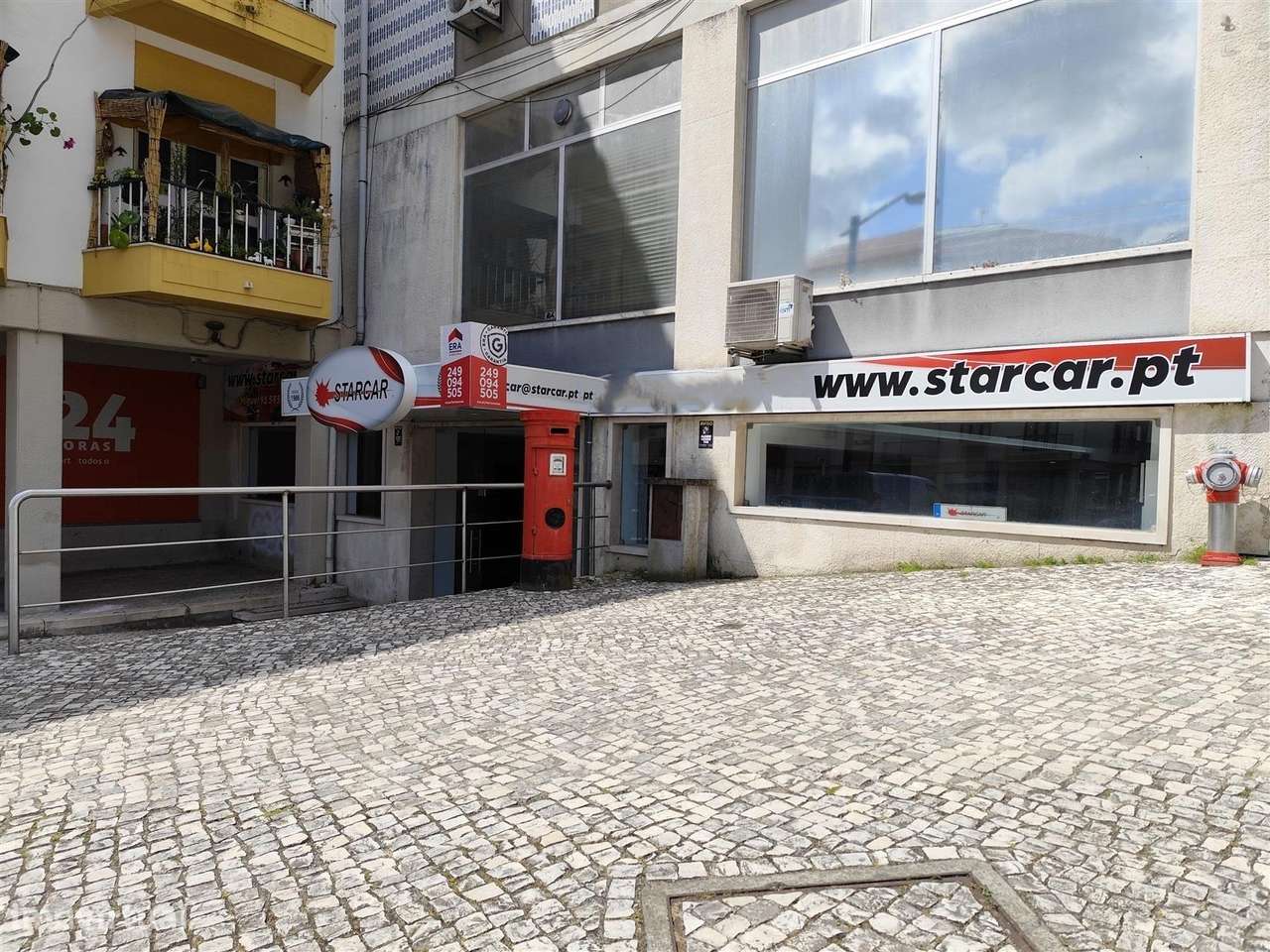 Espaçosa loja em Torres Novas-8