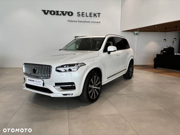 Volvo XC 90 - 1