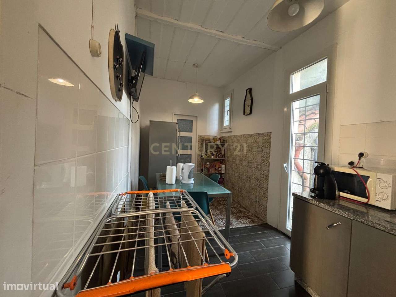 Moradia T3 na Zona Histórica de Coimbra-7