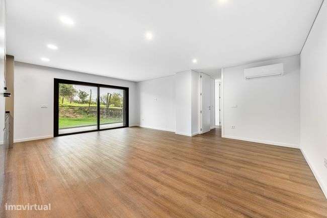 Apartamento T3 Novo  em Ferreiros-3