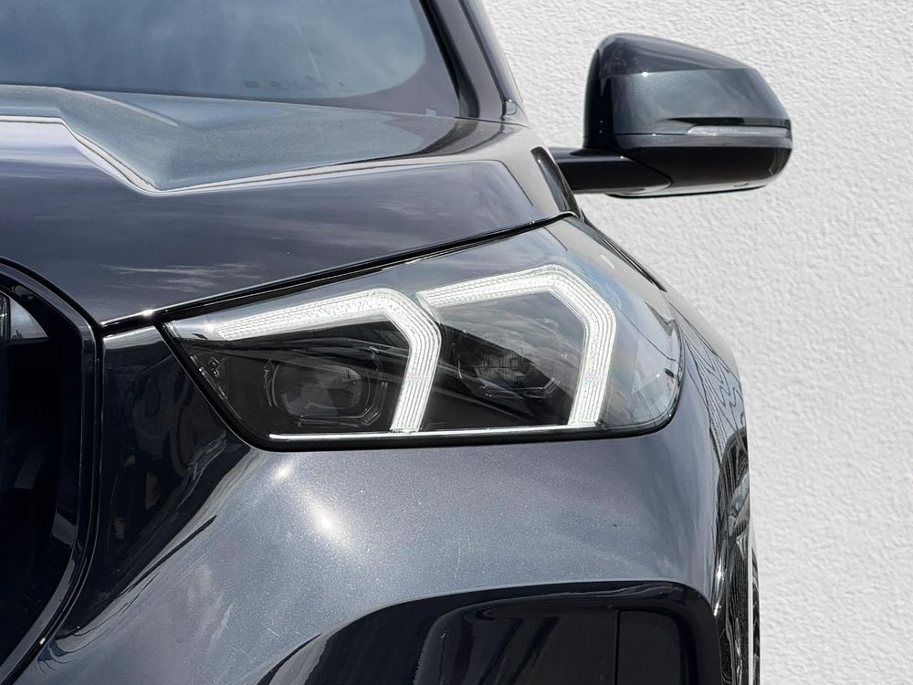 BMW X1 sDrive18i 1.5 Benzyna 136 KM — zdjęcie 6