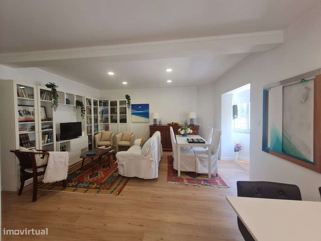 Vende-se T2+1 remodelado no centro-32