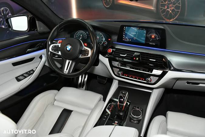 BMW M5 Competition - 4