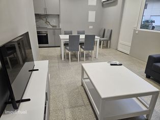 Alugo apartamento T 2 no centro de Vila de Cinfães