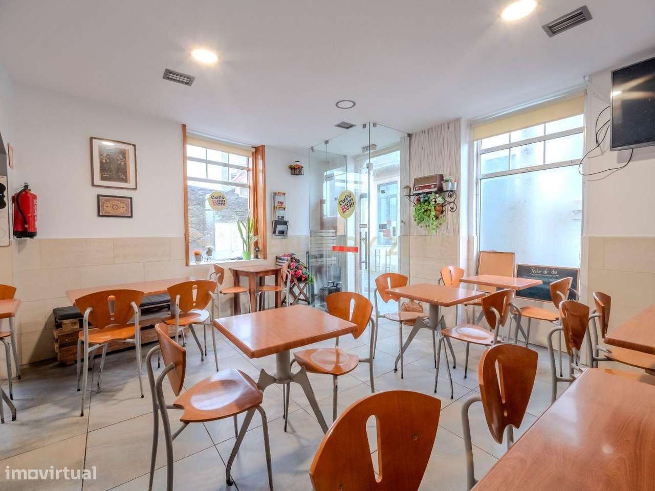 Trespasse Café/Snack Bar Totalmente Equipado em Leça da Palmeira, Mato-3
