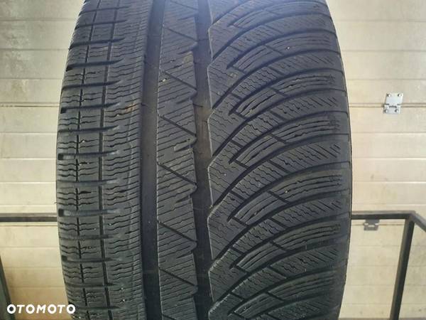 275/30R20 Michelin Pilot Alpin PA4 XL zima 5,4mm - 1