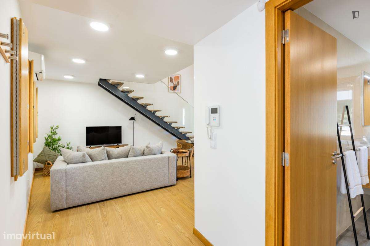 Apartamento com 1 quartos - localizado em Cedofeita Porto - Grande imagem: 3/7