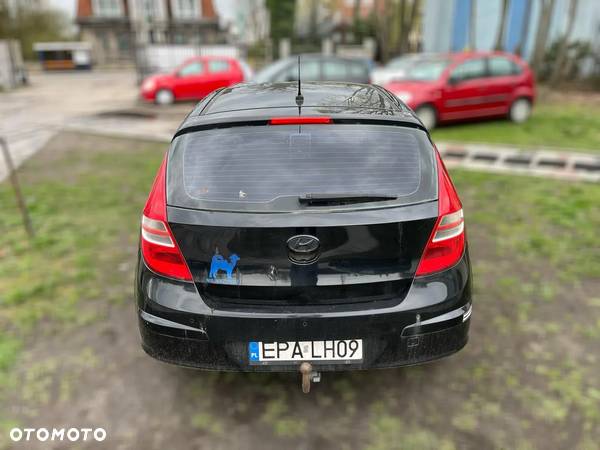 Hyundai I30 1.6 CRDi Comfort World Cup - 7