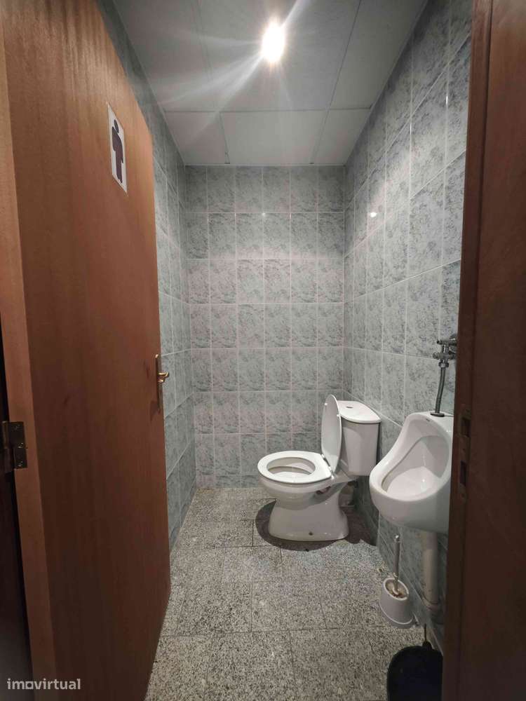 Apartamento T4 305 m² Piscina e Jardim Privado Ler Anúncio-13