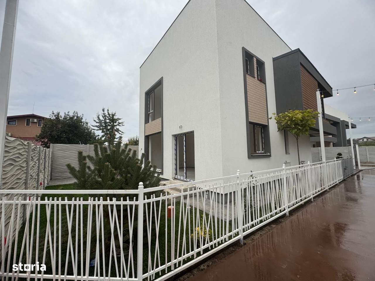 Cel mai deosibit proiect_ansamblu inchis _4 minute pana la statia STV - Imagine principală: 2/12