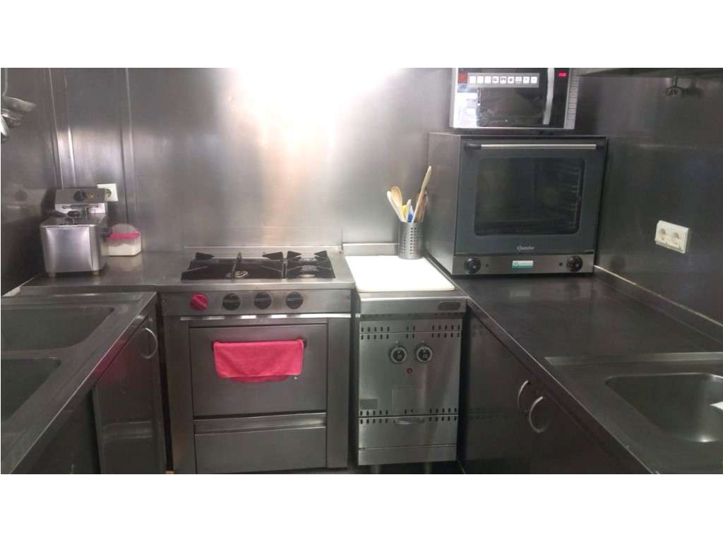 CAFÉ / SNACK BAR COM MAIS de 30 ANOS, BONS CLIENTES e BEM LOCALIZADO - Grande imagem: 2/29