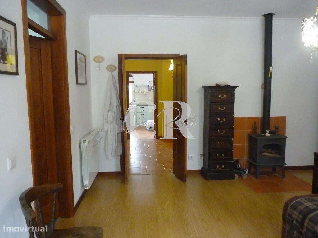 Casa isolada de 3 quartos com piscina, garagem, poço e vistas deslumbr-26