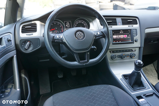 Volkswagen Golf VII 1.4 TSI BMT Comfortline - 11