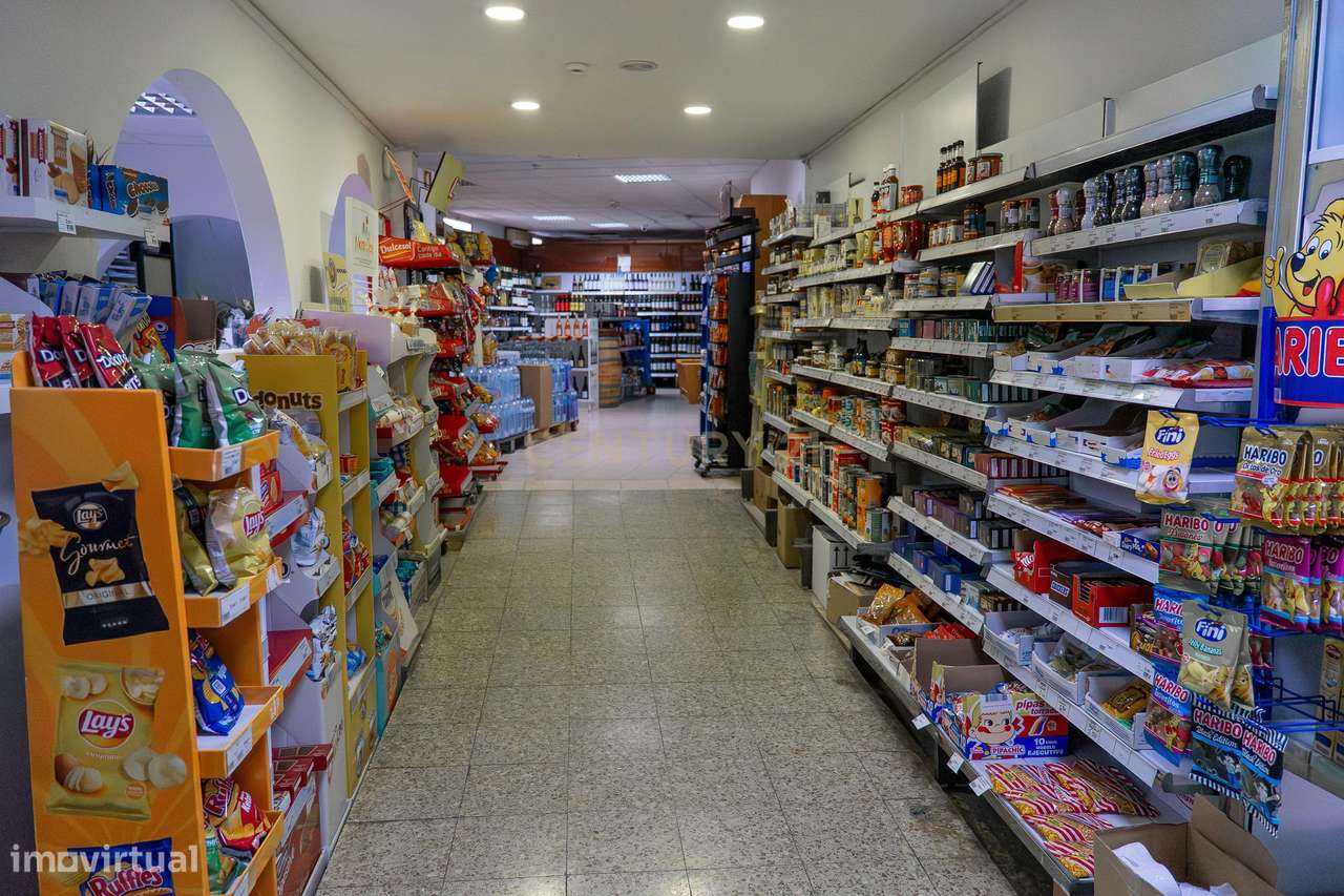 Oportunidade Única de Negócio em Santa Bárbara de Nexe – Faro - Grande imagem: 5/15