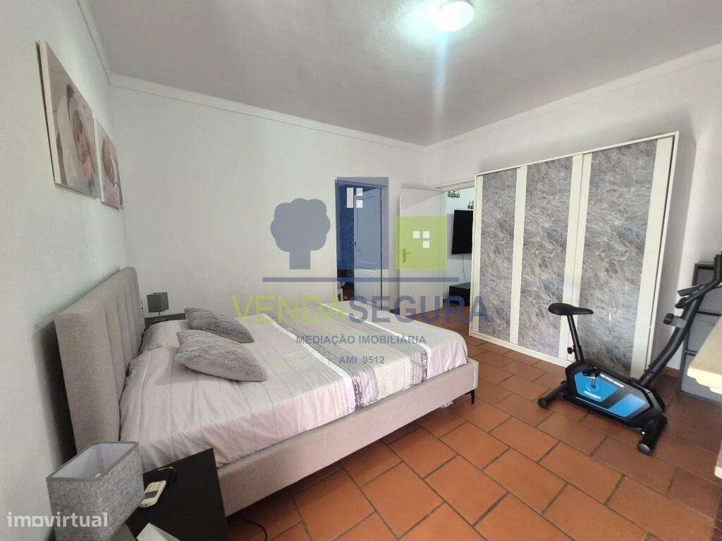 Apartamento T2 com terraço | Porta Nova | MOURA-6