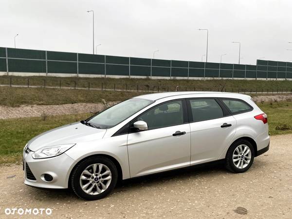 Ford Focus 1.6 TDCi Ambiente - 23