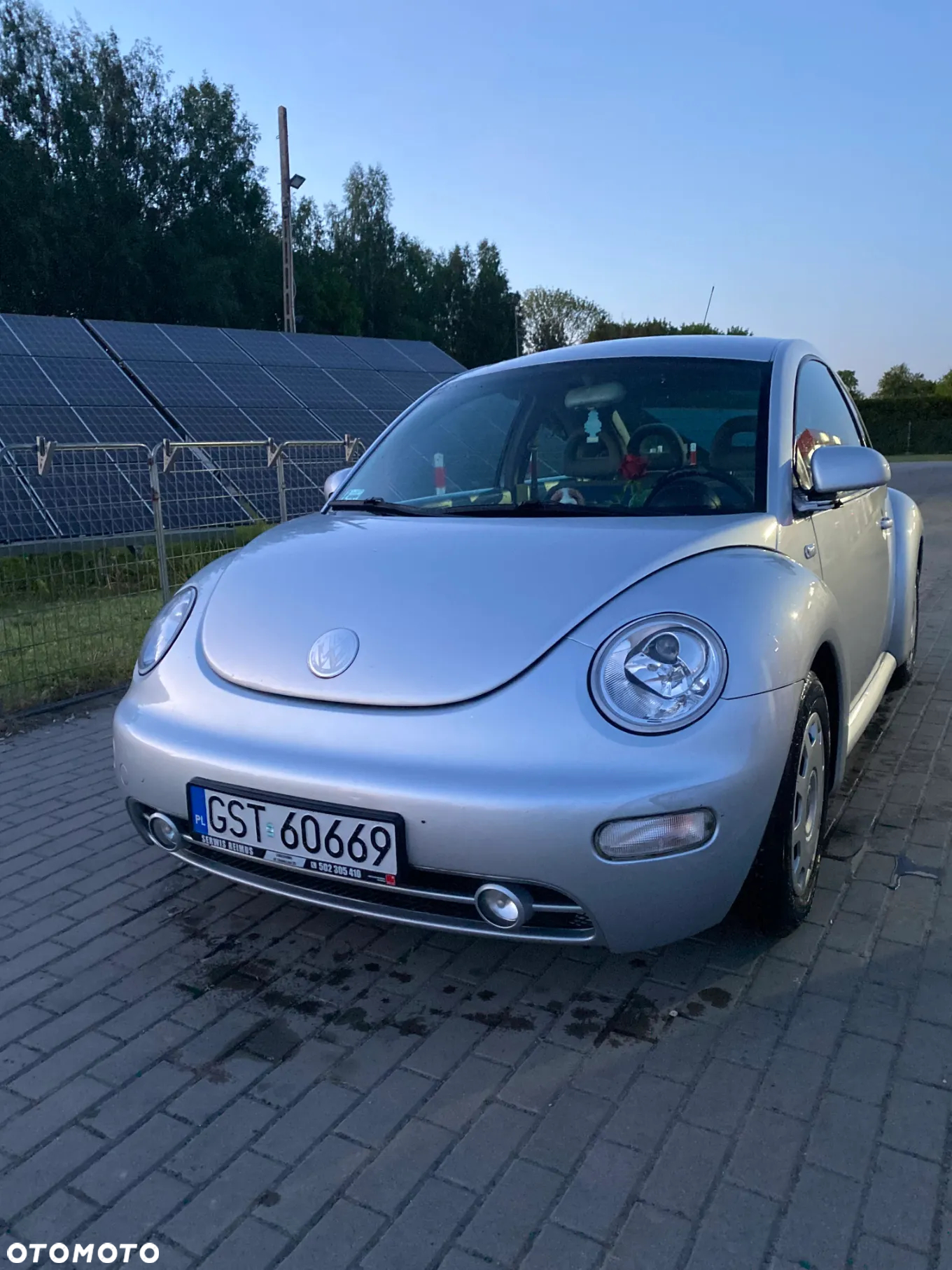 Volkswagen New Beetle - 2