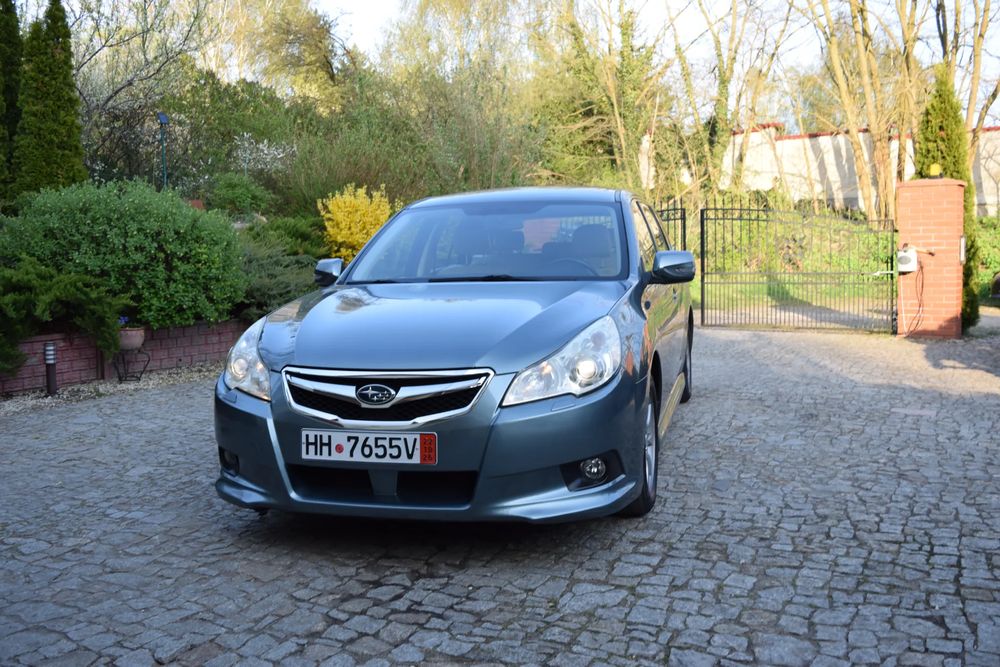 Subaru Legacy V 2.0i Lineartronic Active 2010