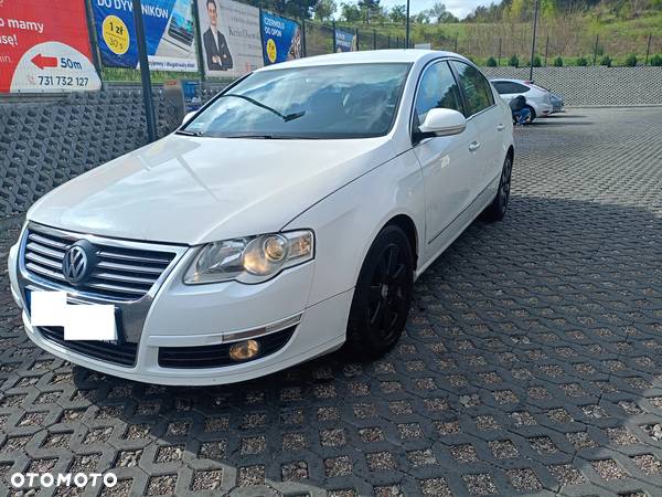 Volkswagen Passat 2.0 TDI Comfortline - 9