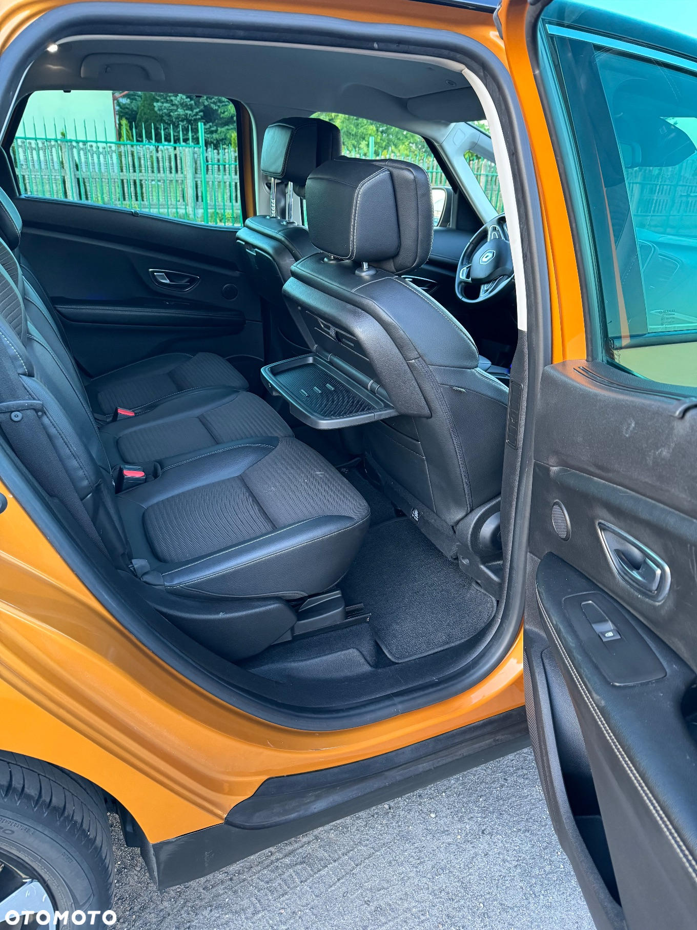 Renault Scenic ENERGY TCe 130 S&S Bose Edition - 29