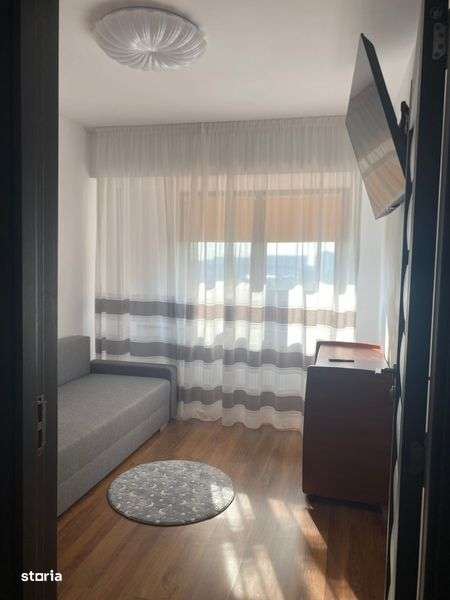 Inchiriere apartament 4 camere - Imagine principală: 4/8