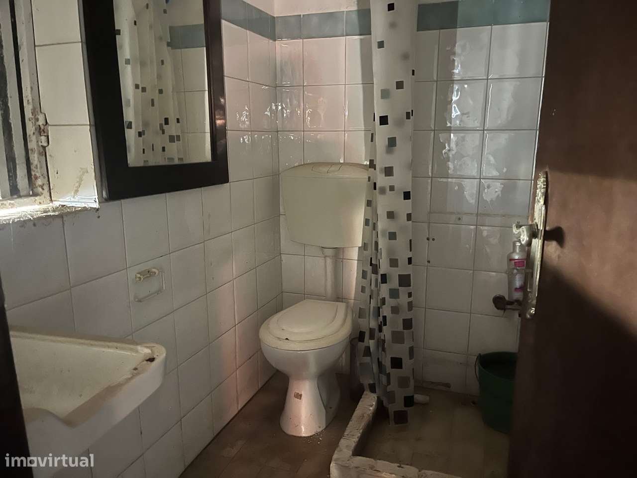 Terreno c/ Armazém c/ Projeto aprovado para construção de moradia!-20