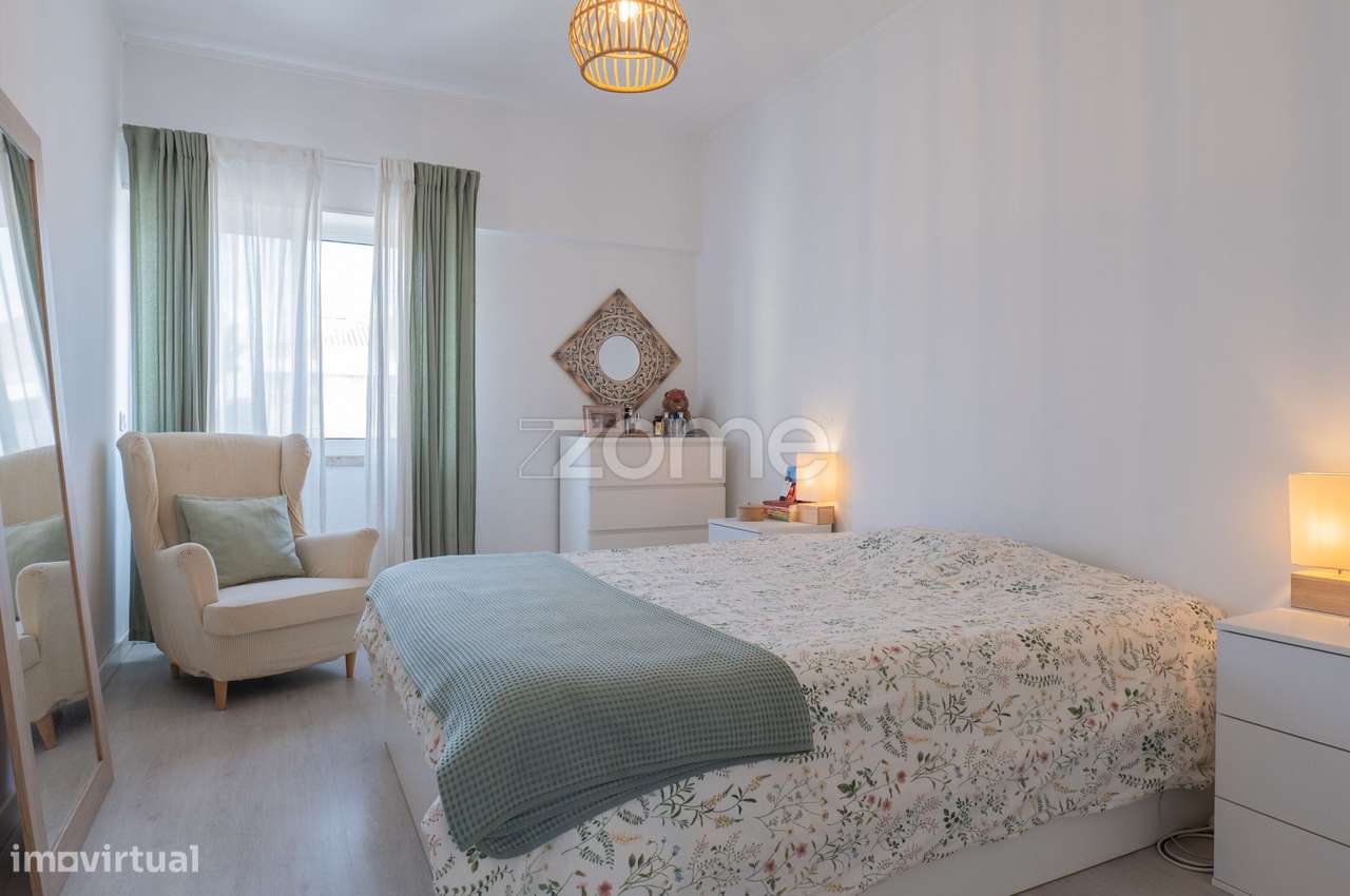 Apartamento T2 à venda em Queluz-28