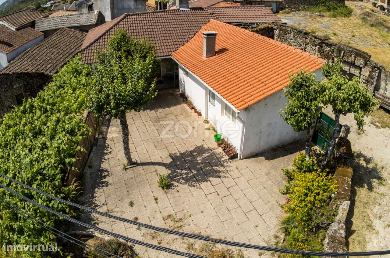 Moradia T3 em Quintã, Vreia de Jales , Vila Pouca de Aguiar - Grande imagem: 5/20