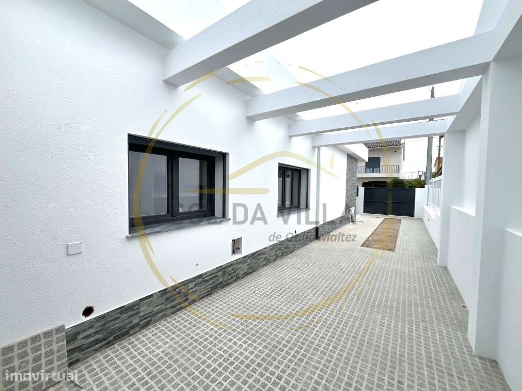 Moradia Térrea Isolada T4 - Fernão Ferro, Seixal - 640.000€-31