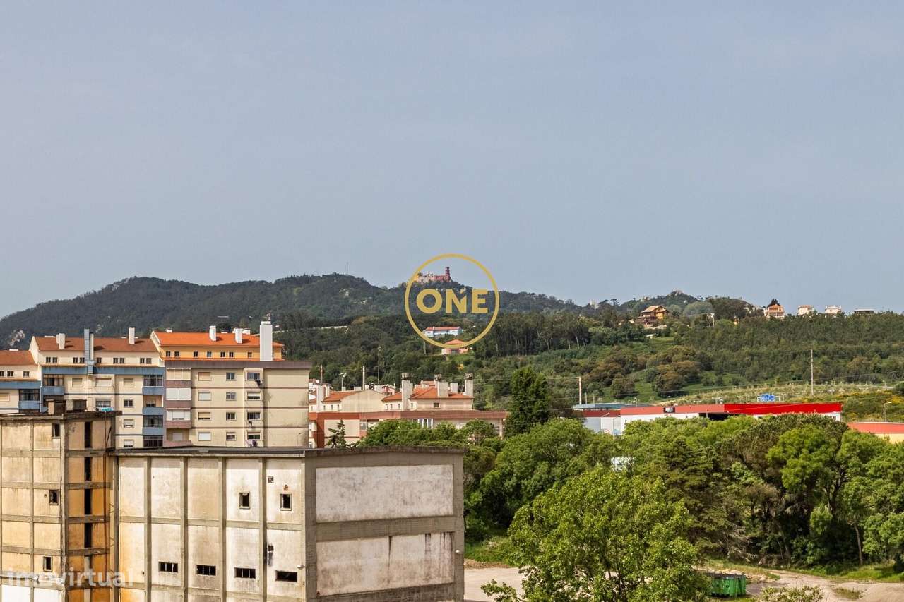 T2 com 108m2, garagem box + parqueamento, vistas Serra de Sintra | Pal-22