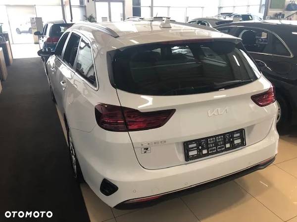 Kia Ceed 1.5 T-GDI M DCT - 4