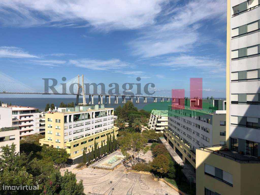 Lisboa - Apartamento T2 com Varanda vista Rio no Parque das Nações - Grande imagem: 2/14