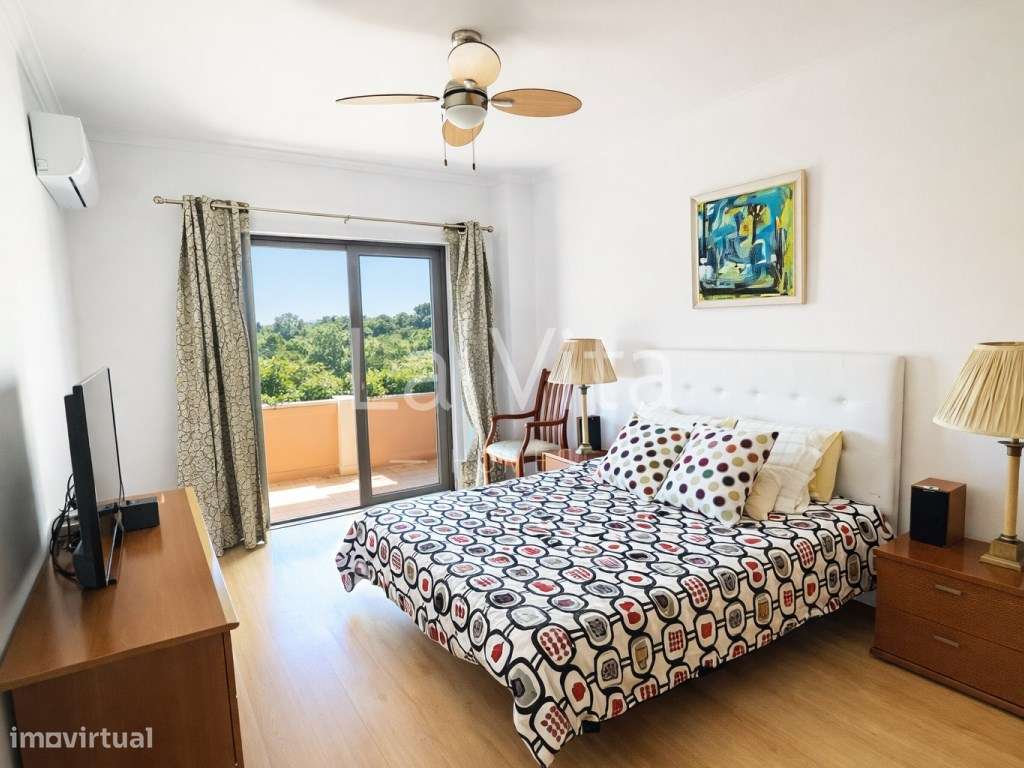 Apartamento T2, em condomínio fechado com jardins e piscina, Amorei...-9